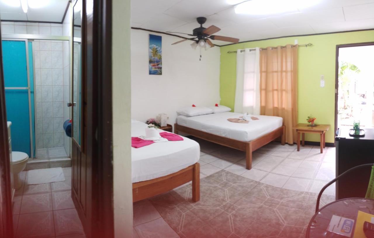 Cabinas Smith Cahuita Esterno foto